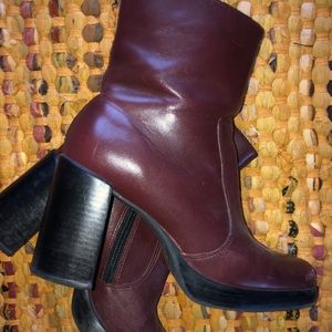 Vintage burgundy chunky boots ❤️